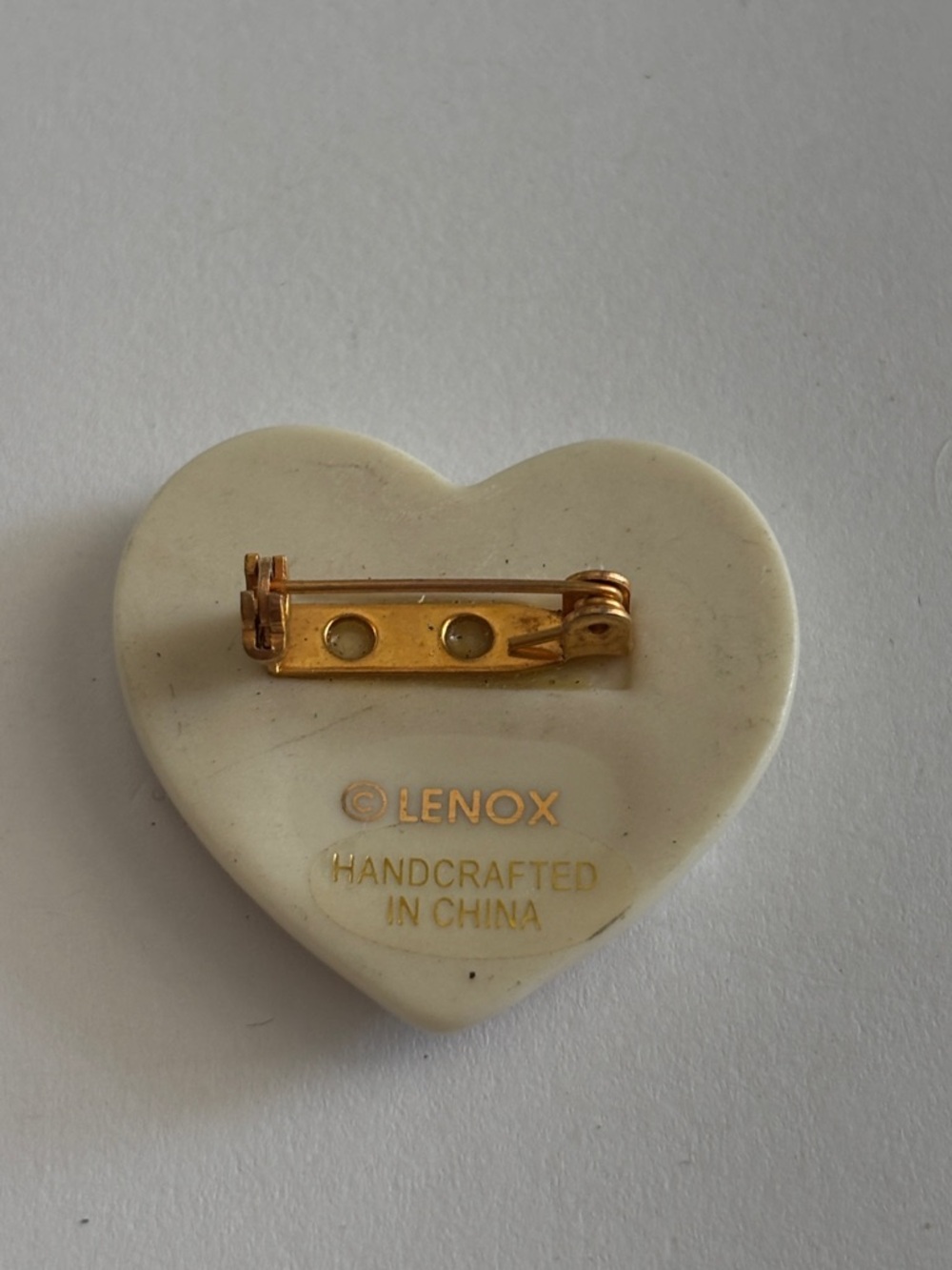 Vintage Lenox dove heart brooch. - Picture 2 of 2